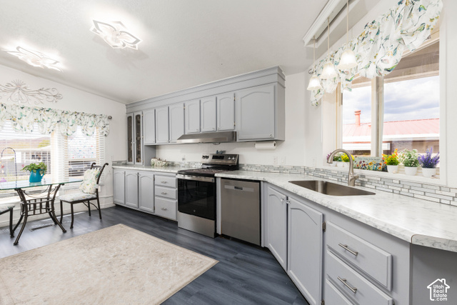 60 N 3910 W — photo