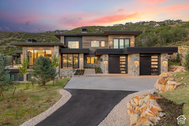 621 E Canyon Gate Rd — photo