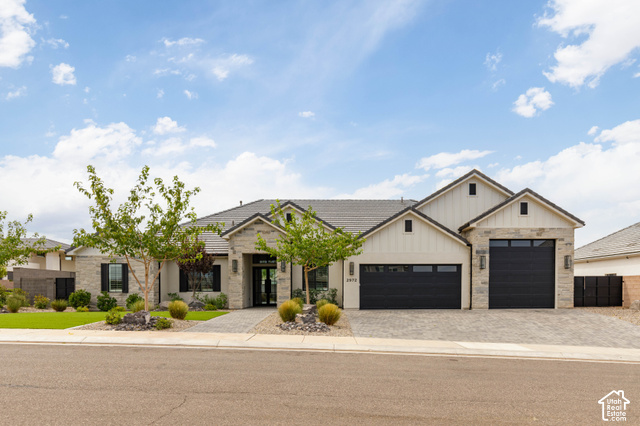 2972 E Willow Tree Ln — photo