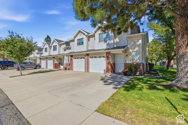 3204 W Monterey Pine Ln — photo