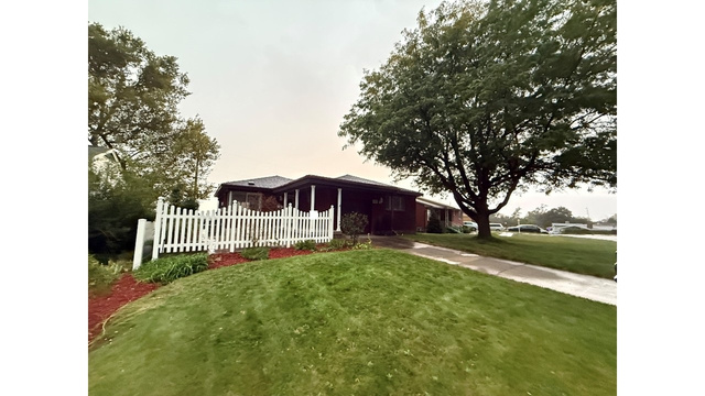 1265 Henderson Dr — photo