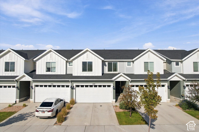 1108 E Dogwatch Dr — photo