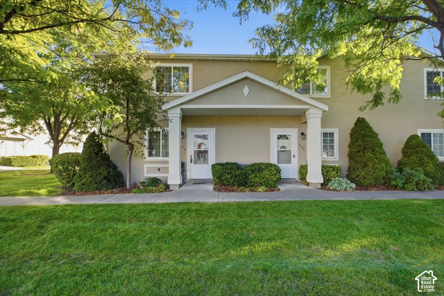 154 W Coventry Pl — photo