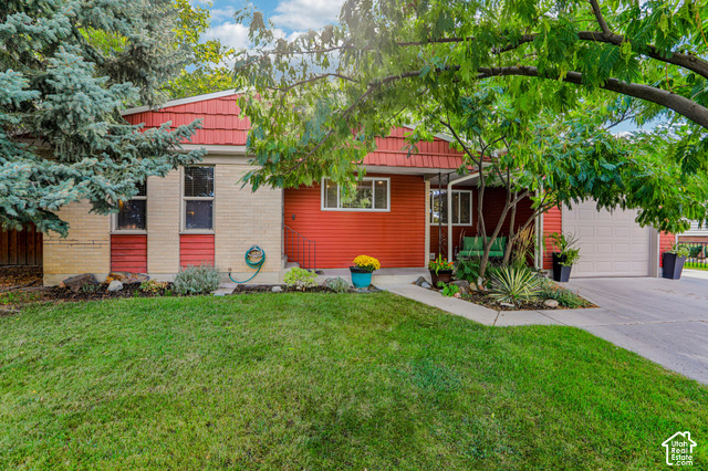 7449 S Bridgewater Dr — photo