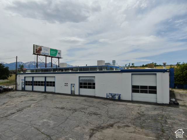 337 W American Ave — photo
