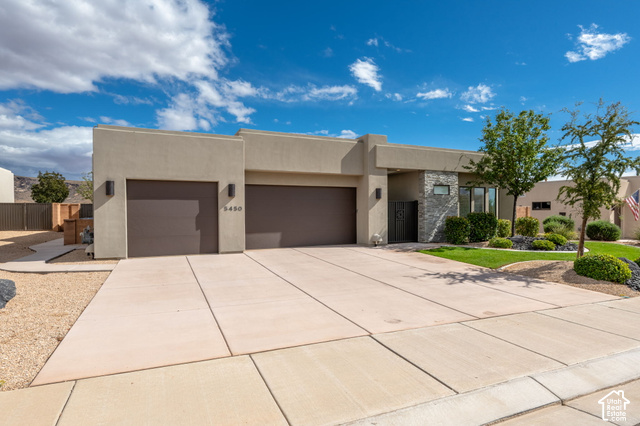 5450 N Northgate Peaks Dr — photo