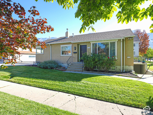 720 N 100 W — photo
