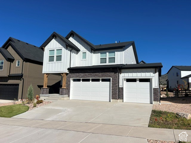 281 E Sadie Ct — photo