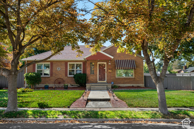 121 W Garden View Dr. — photo