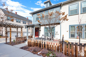 865 W Chiva Ct — photo