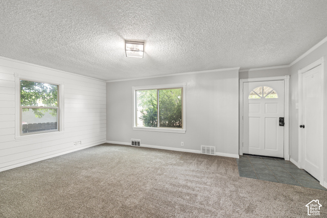 220 E 200 N — photo