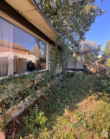 1434 N Baroness Pl — photo