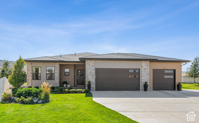 1727 W Packsaddle Cir — photo