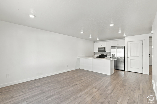 1156 E Trident Dr — photo