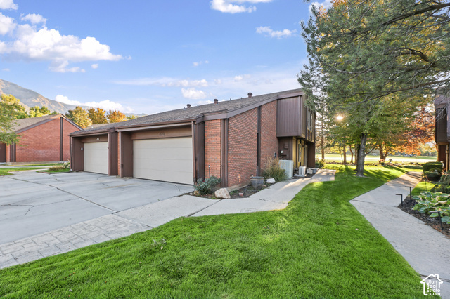 29 White Barn Dr — photo