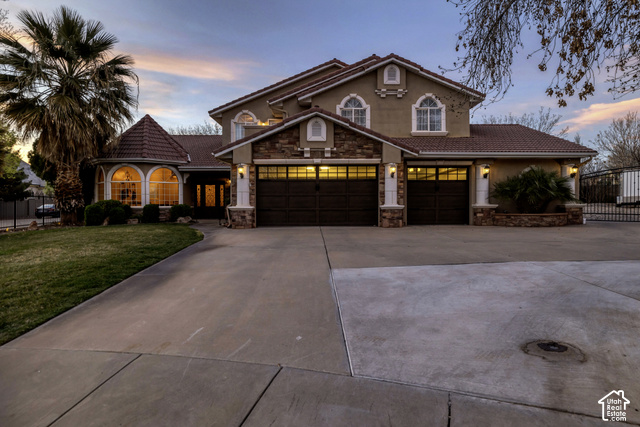 2497 River Cir — photo