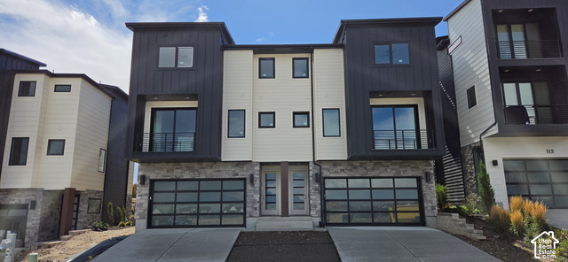 121 E Watson Dr — photo