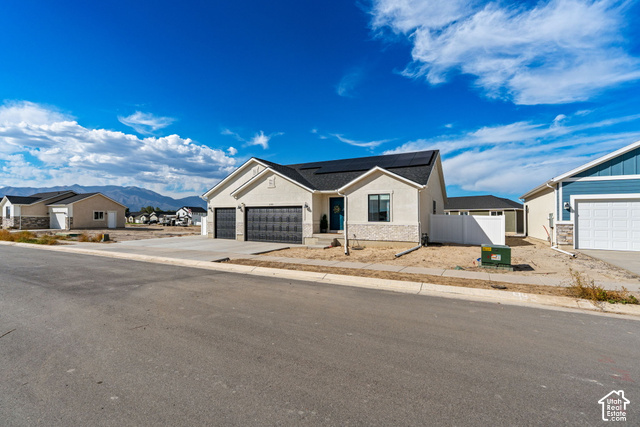 2393 E Sunflower Dr, Eagle Mountain, UT 84005 — photo 3