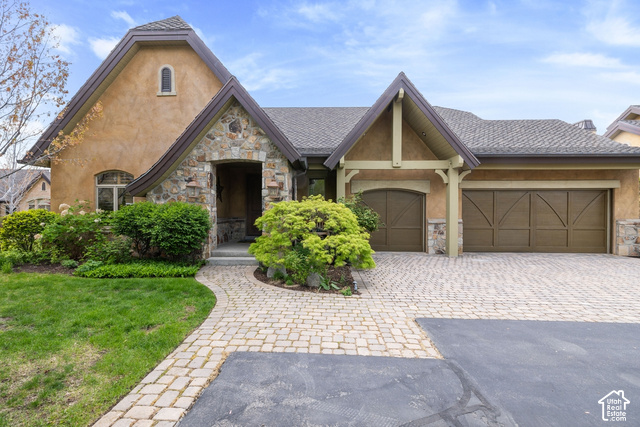 3168 E Bavarian Ct — photo