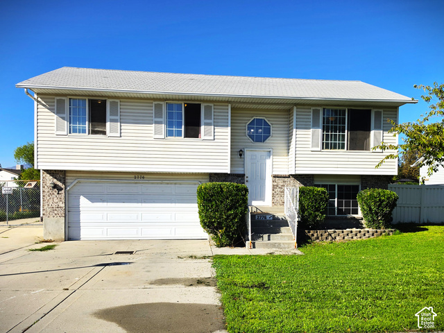 2776 S Corbin Dr — photo