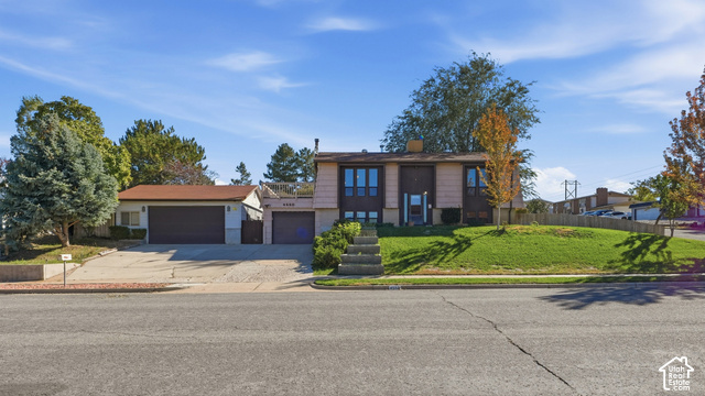 4550 S 2600 W — photo