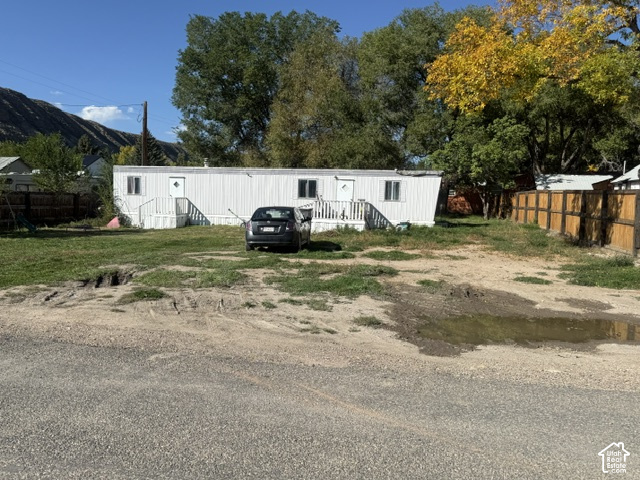 252 S 200 W — photo