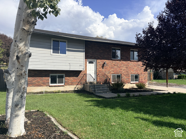621 S 1000 W — photo
