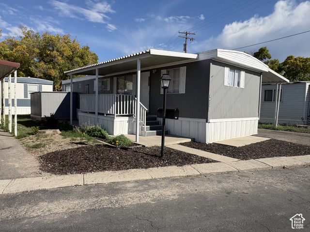 3023 S Constitution Dr — photo