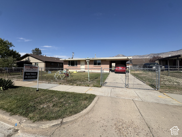 488 E 1100 N — photo