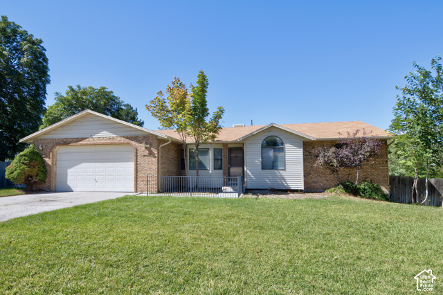 8832 S Altair Dr — photo