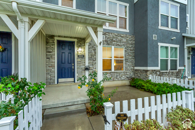 1028 W Painted Horse Ln #334 — photo