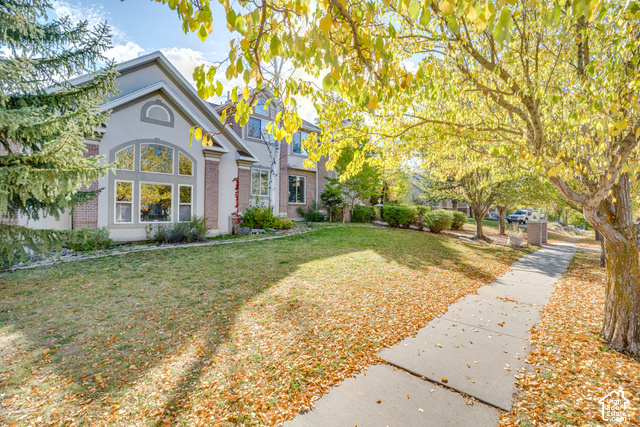 1464 N Lakeview Dr — photo