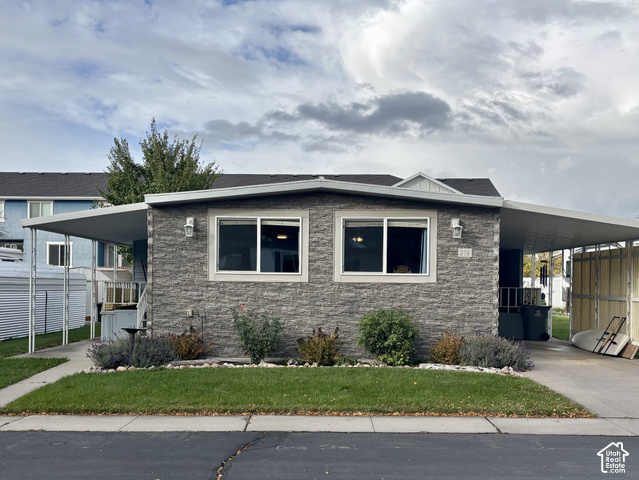 120 N 350 W #216 — photo