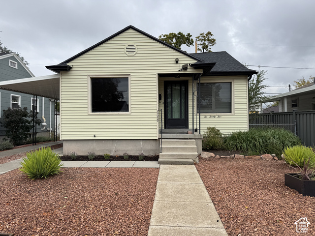 225 E Rosewood Ave — photo