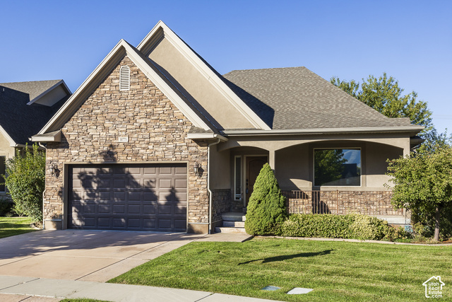 10771 N Village Dr — photo