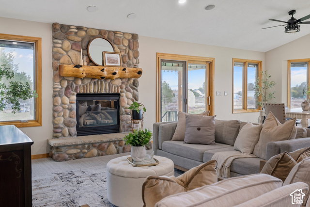 2203 E Cedar Fort Dr — photo