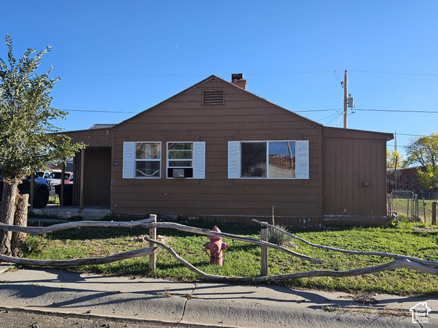 154 Berkley Ave — photo