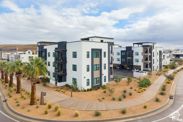 961 W Akoya Pearl St #201 — photo