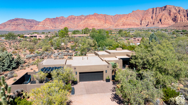 1114 W Two Moons Cir — photo