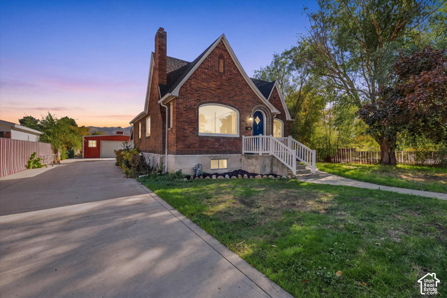 310 N 200 E — photo