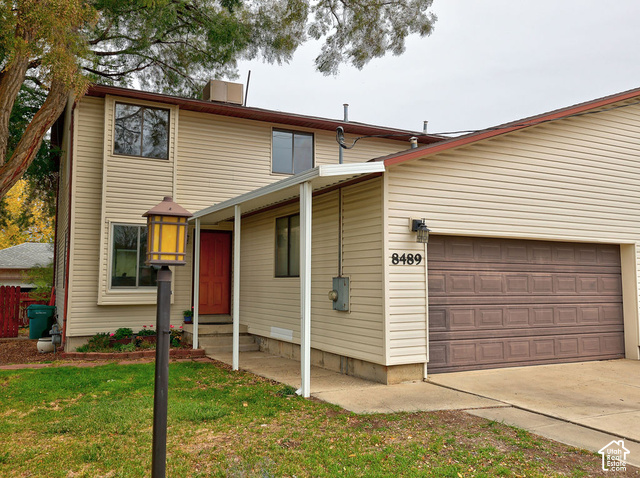 8489 S 2700 W — photo