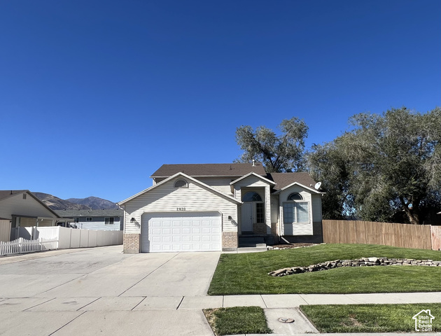 2830 S Adam Hill Way — photo
