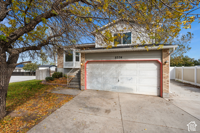 8334 Danbury Dr — photo