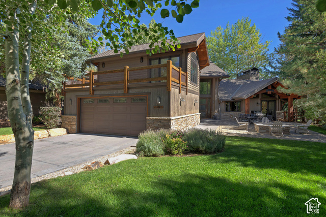 2122 Webster Dr — photo