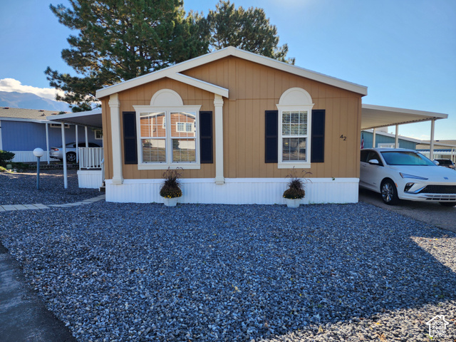 42 Sunset Dr — photo