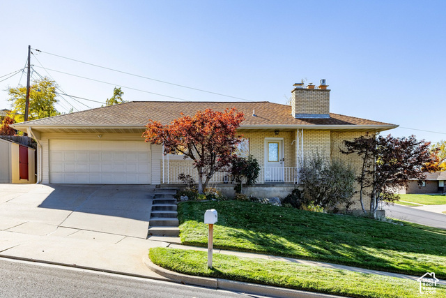 1088 E Deborah Dr — photo