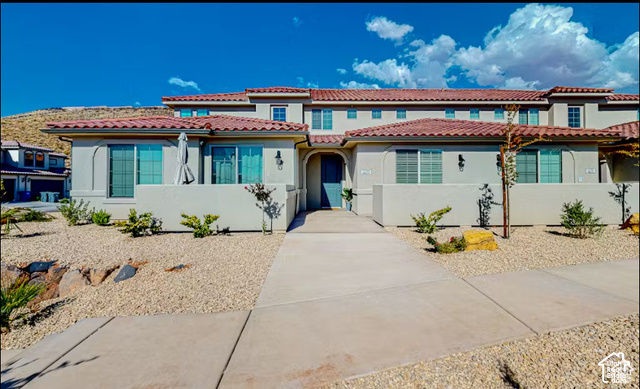 1235 N Mistico Aly — photo