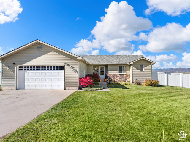 1215 S Moose Loop Rd — photo