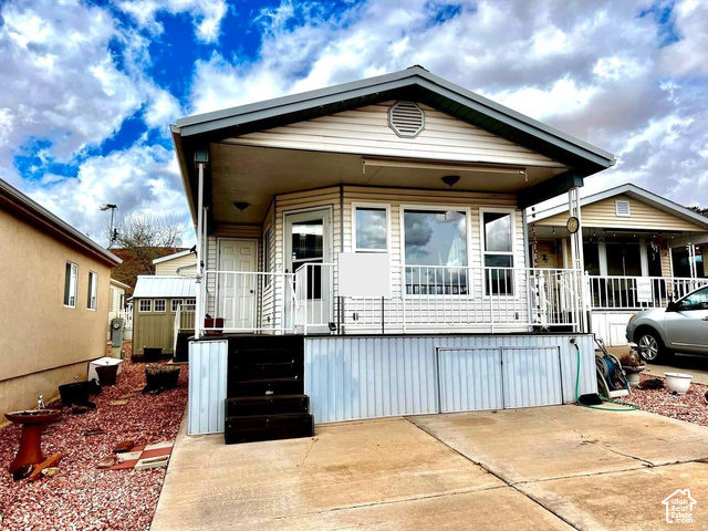 1150 W Red Hills Pkwy #140 — photo