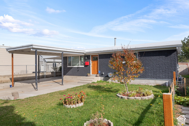 5763 S 4015 W — photo